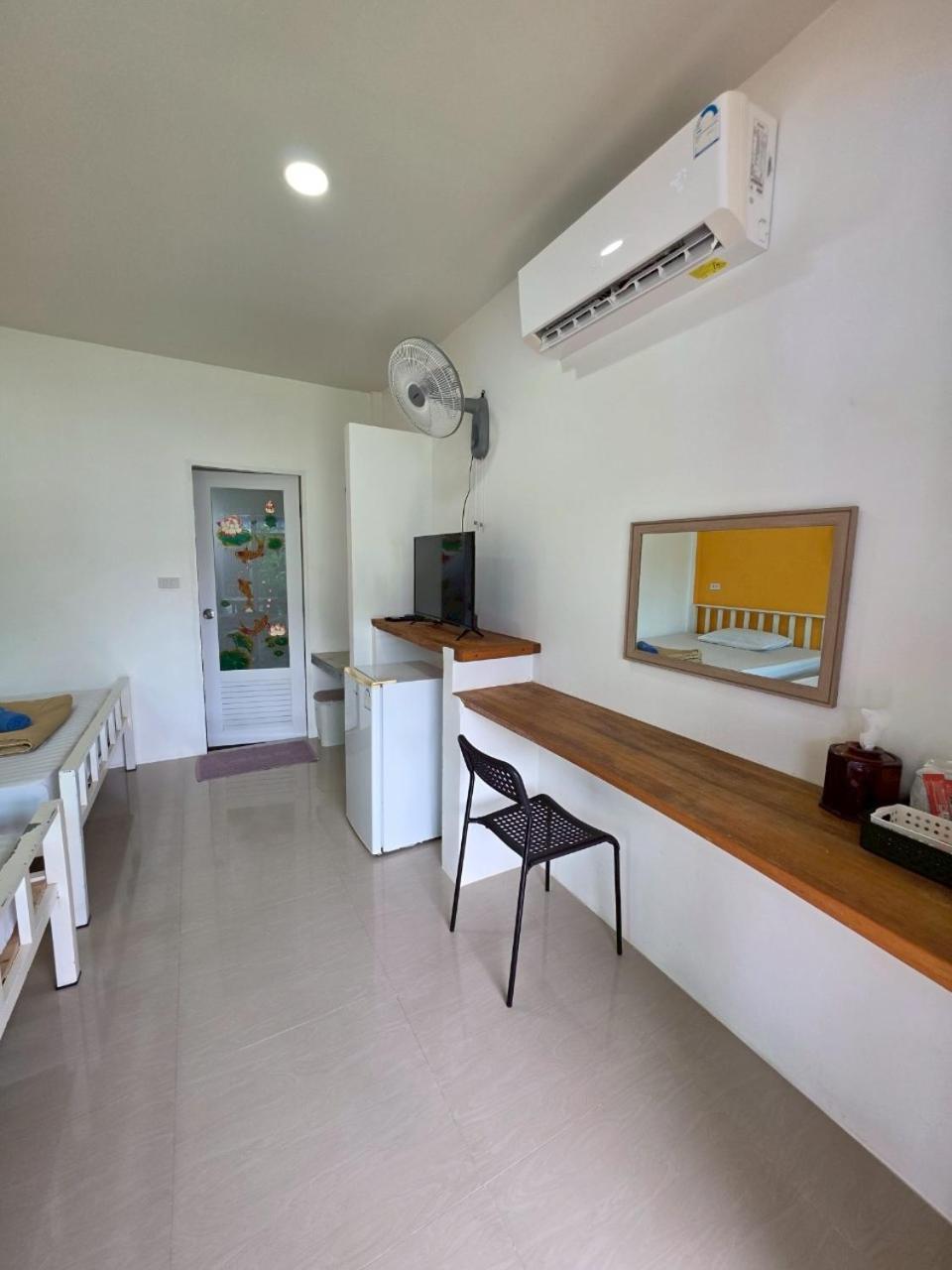 Hébergement de vacances ต้นหว้ารีสอร์ท Chao Lao Beach